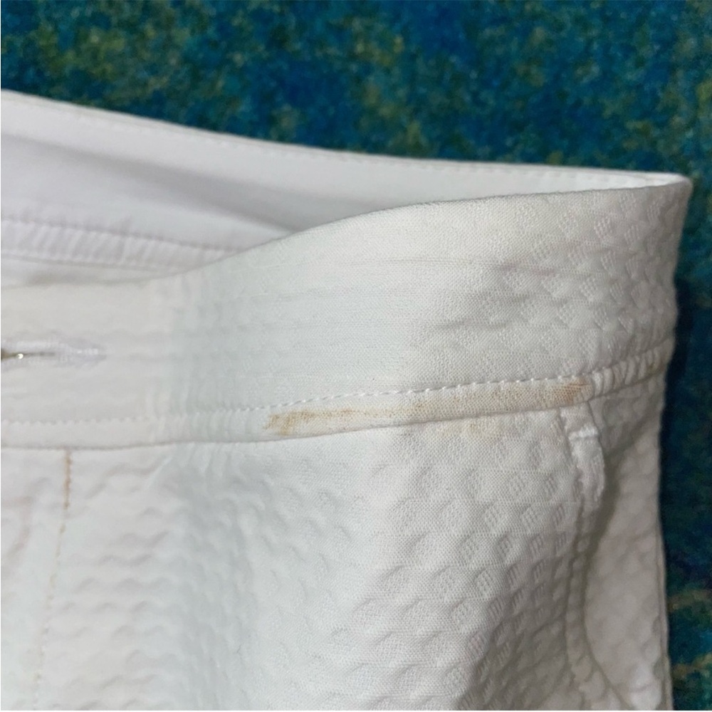 Lilly Pulitzer White Mini Skirt with Scalloped Hem - Picture 4 of 4